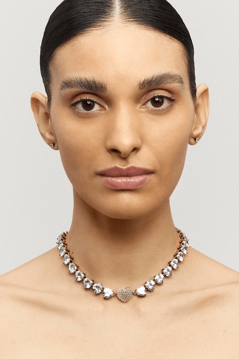 Colar Maxi Corações Strass Romance Ouro Vinta