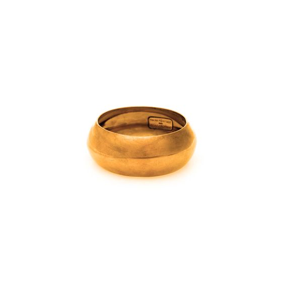 PULSEIRA-LISA-A-LA-GARCONNE-FRENTE