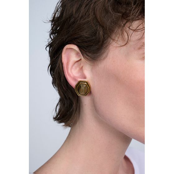 Brinco-Conceito-Pressao-Ponto-Collab-Renata-Correia-Ouro-Vintage