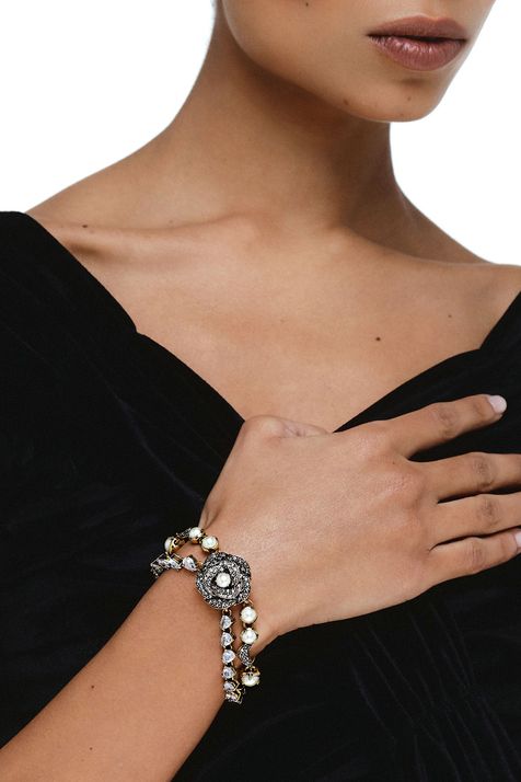Pulseira Pérolas Camélia Ouro Vintage - TU